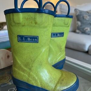 L.L. Bean Kids Puddle Jumper Lime and Navy Rain Boots